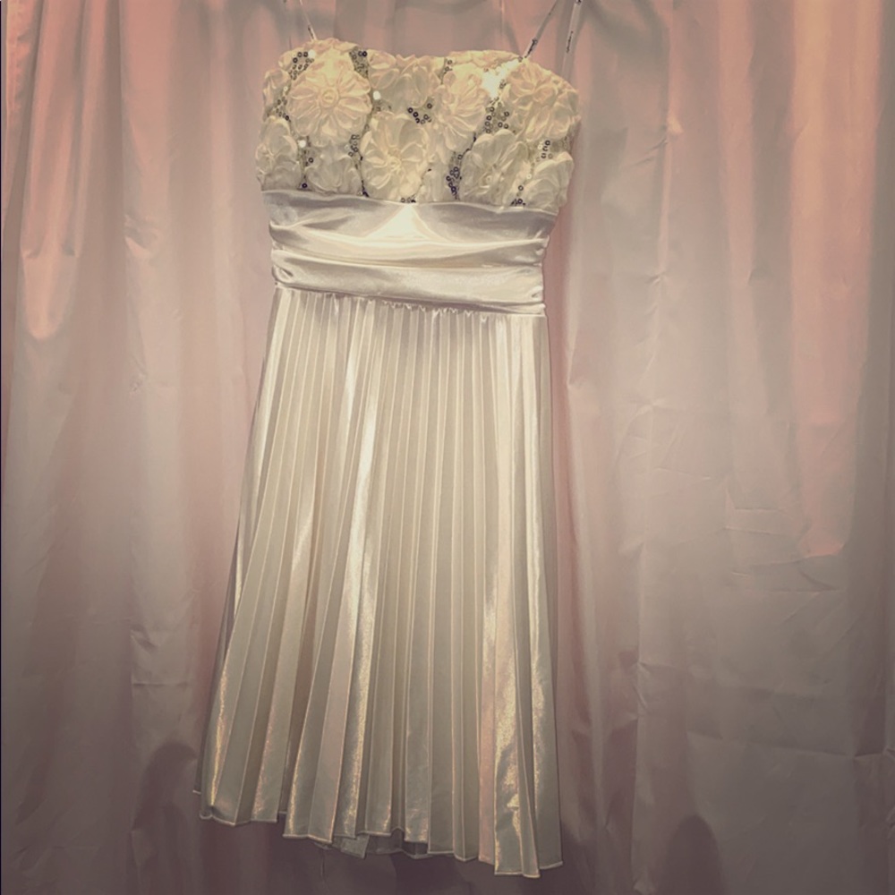 Macy’s Strapless Homecoming Dress
